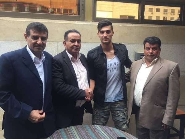 محمد بلح بعد التوقيع