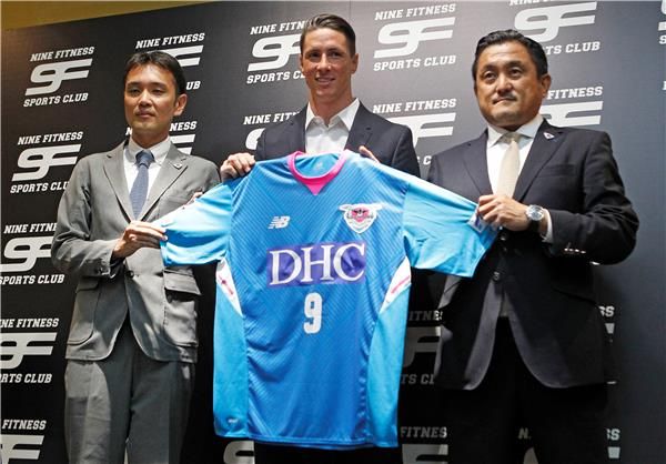 من تقديم اللاعب