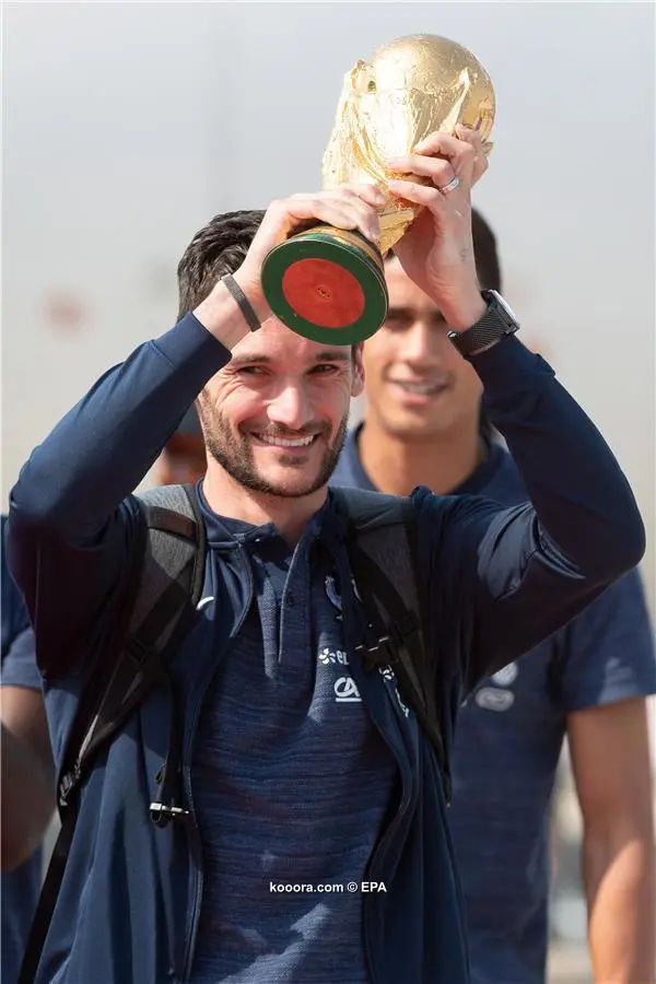 ?i=epa%2fsoccer%2f2018-07%2f2018-07-16%2f2018-07-16-06893314_epa