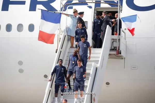 ?i=reuters%2f2018-07-16%2f2018-07-16t154054z_836491595_rc1ac4eedfb0_rtrmadp_3_soccer-worldcup-france-arrival_reuters