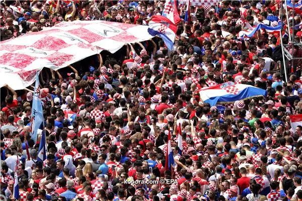 ?i=epa%2fsoccer%2f2018-07%2f2018-07-16%2f2018-07-16-06892832_epa