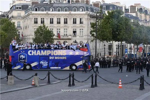 ?i=epa%2fsoccer%2f2018-07%2f2018-07-16%2f2018-07-16-06893660_epa