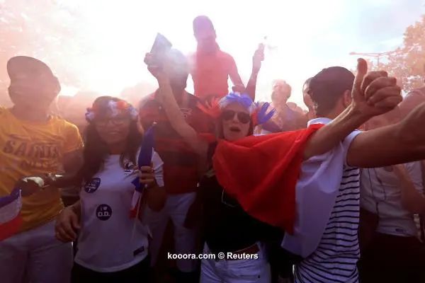 ?i=reuters%2f2018-07-16%2f2018-07-16t040139z_1909947144_rc158db1f8b0_rtrmadp_3_soccer-worldcup-final-paris-fans_reuters