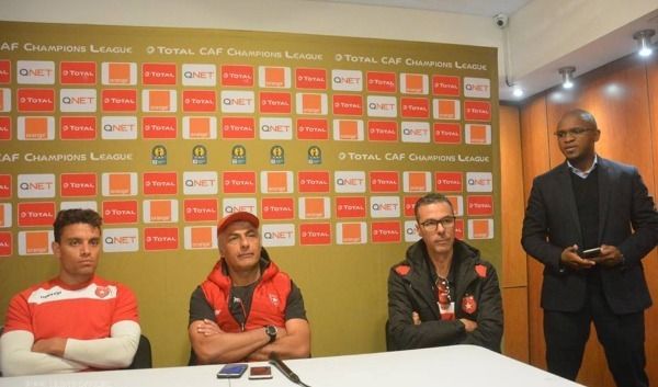 من المؤتمر الصحفي