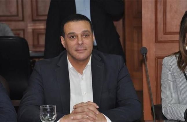 عصام عبد الفتاح
