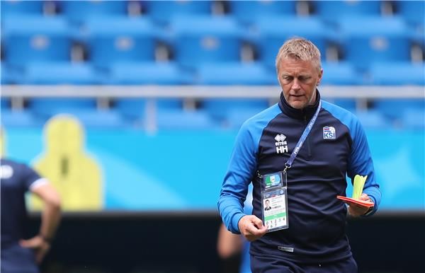 هالجريمسون