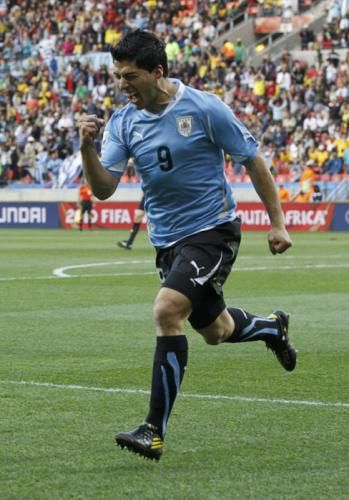 2010-06-26t141740z_01_wca122_rtridsp_3_soccer-world_reuters