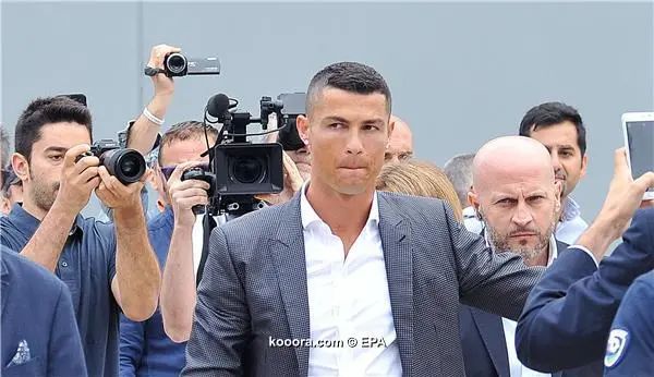 ?i=epa%2fsoccer%2f2018-07%2f2018-07-16%2f2018-07-16-06892562_epa