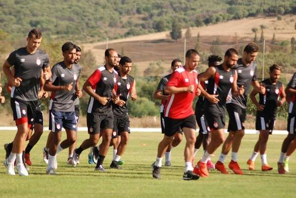 من تدريبات الافريقي في معسكر طبرقة