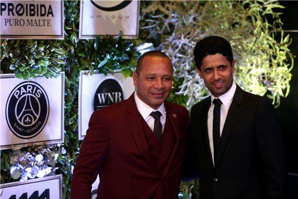 ناصر الخليفي مع والد نيمار