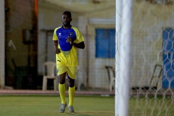 طلال العبسي