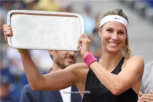 ?i=epa%2ftennis%2f2018-07%2f2018-07-22-06904130_epa