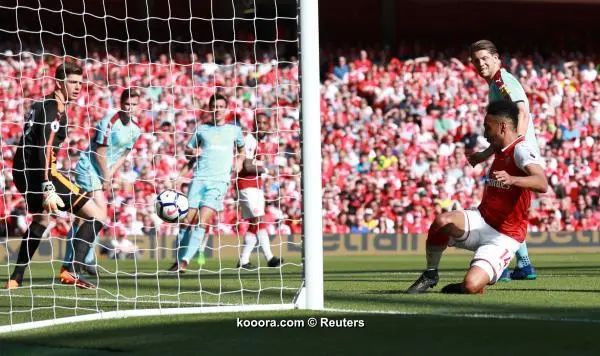 ?i=reuters%2f2018-05-06%2f2018-05-06t154952z_982782267_rc134e40ea80_rtrmadp_3_soccer-england-ars-bur_reuters