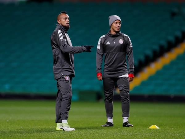 أرتورو فيدال وتياجو ألكانتار