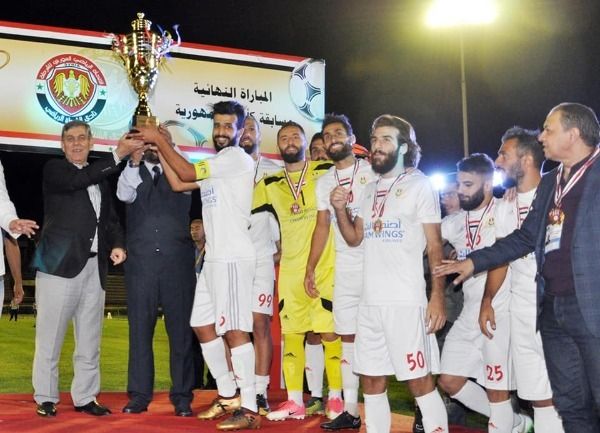 جانب من التتويج