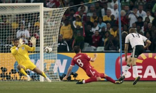 2010-06-27t152720z_01_wca164_rtridsp_3_soccer-world_reuters
