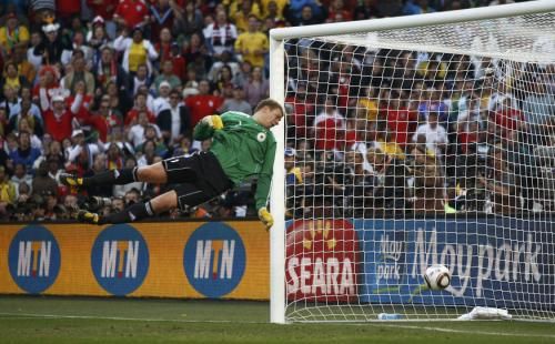 2010-06-27t145240z_01_wca504_rtridsp_3_soccer-world_reuters