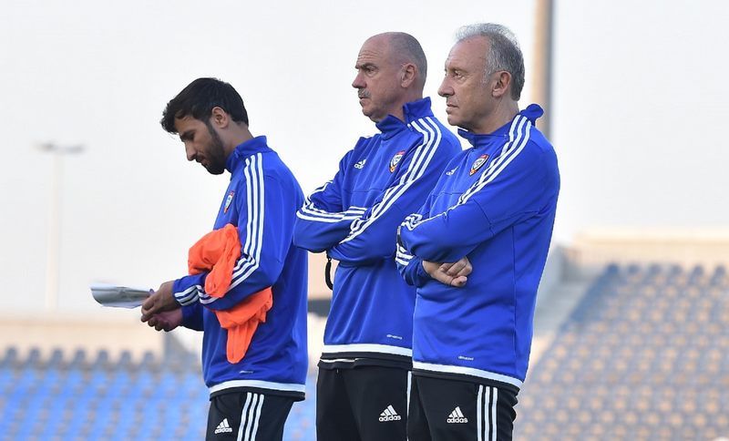 الجهاز الفني للمنتخب الإماراتي 