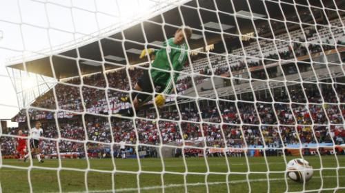 2010-06-27t151150z_01_wcp547_rtridsp_3_soccer-world_reuters