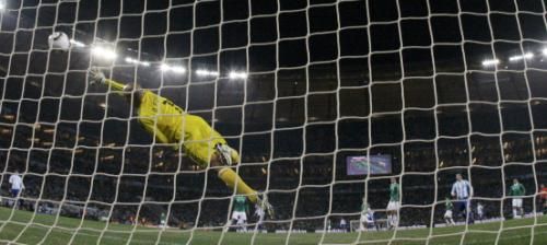 2010-06-27t194250z_01_wcb158_rtridsp_3_soccer-world_reuters
