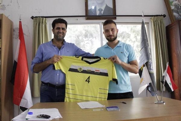 جانب من أحد التعاقدات