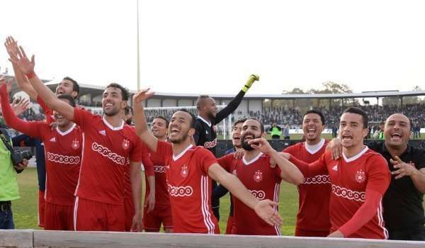 لاعبو النجم الساحلي