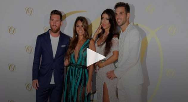 ميسي وزوجته مع فابريجاس وزوجته