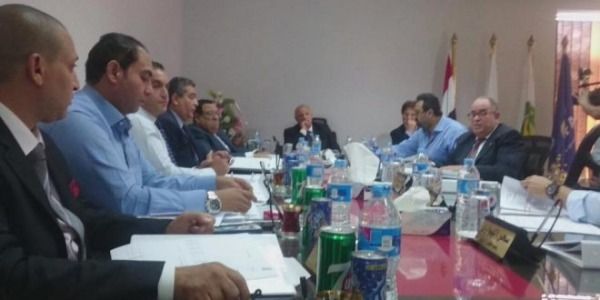 من الاجتماع