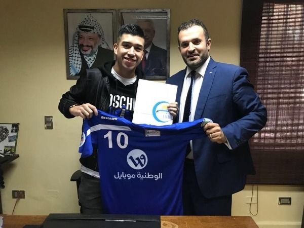 من تعاقدات هلال القدس