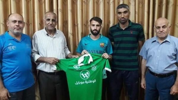 من تقديم اللاعب