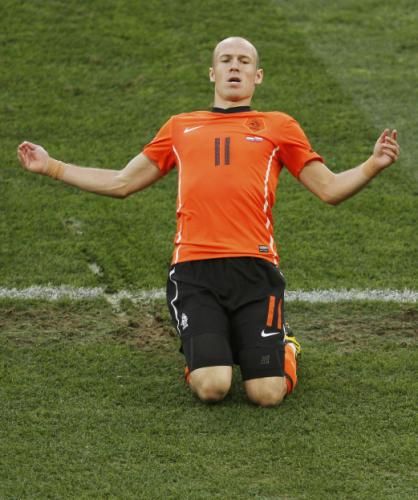 2010-06-28t142319z_01_wcp672_rtridsp_3_soccer-world_reuters
