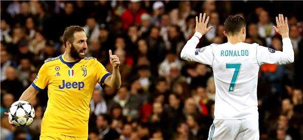 هيجواين ورونالدو