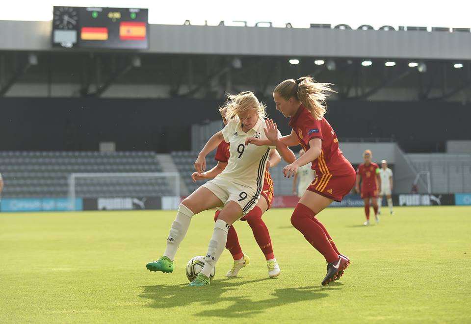 من المباراة