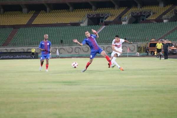 جانب من لقاء الفريقين