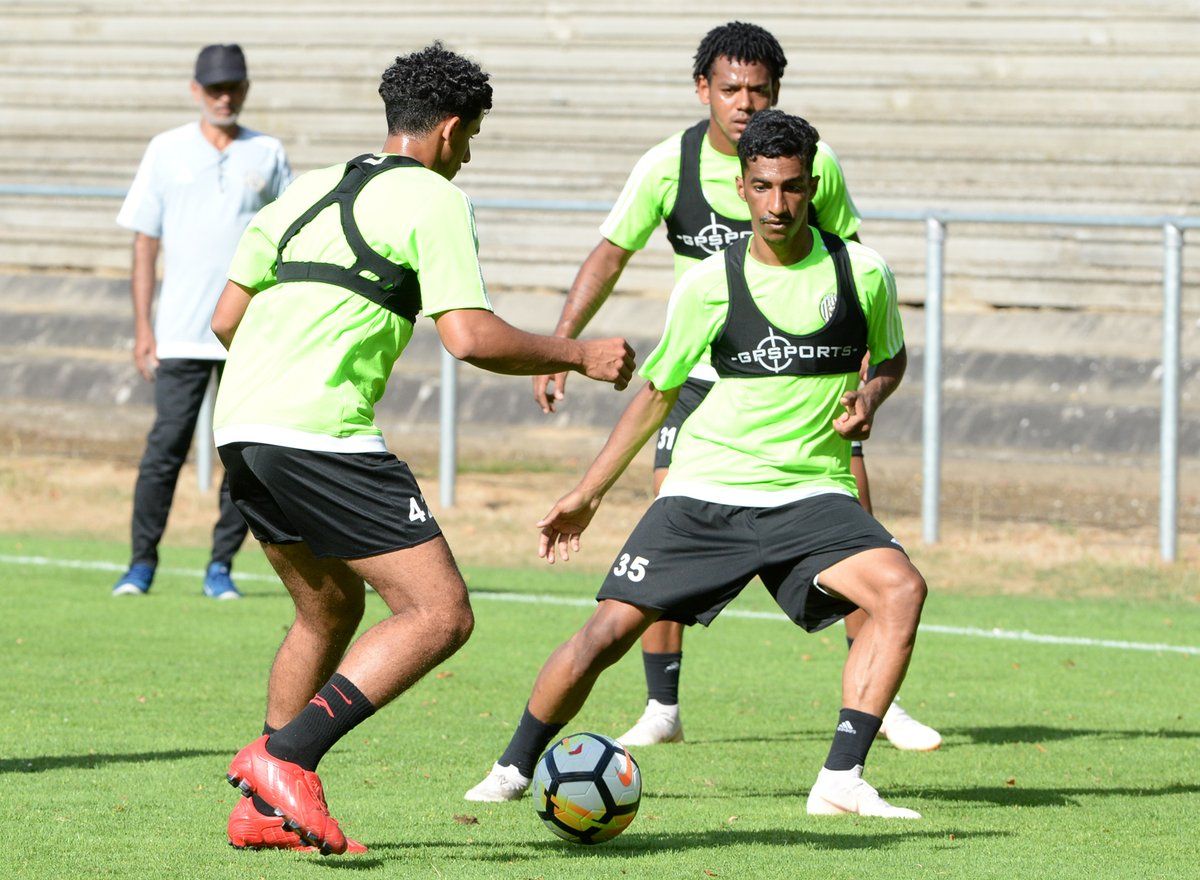 لاعبو الجزيرة