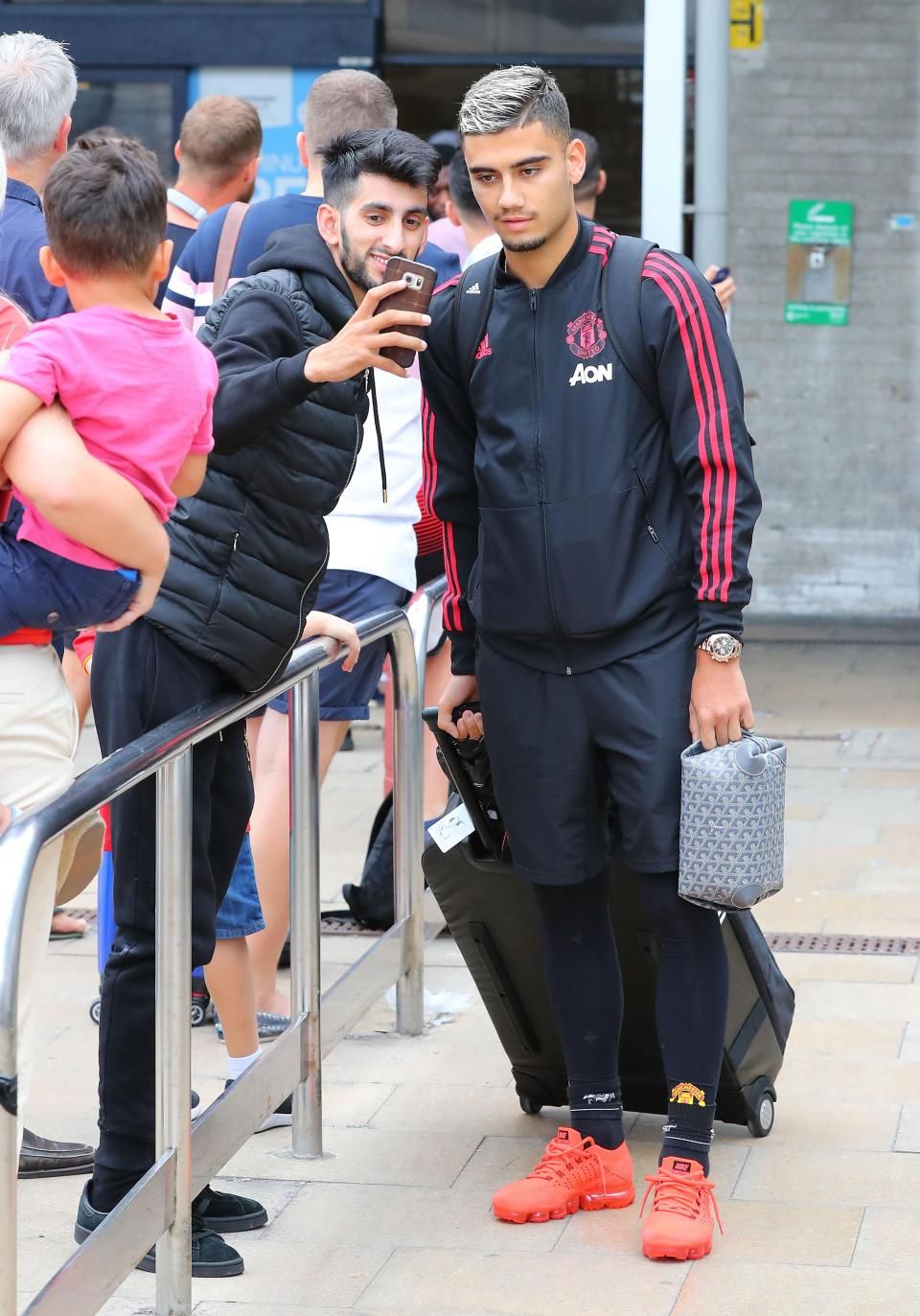 NINTCHDBPICT000424153804