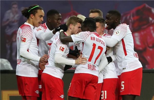 فيرنر مع لاعبي لايبزيج