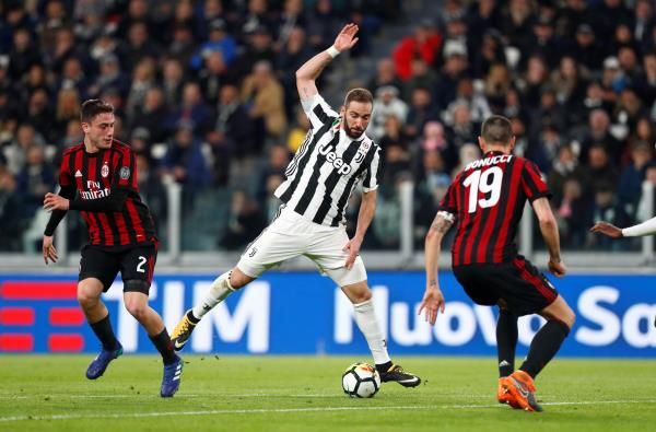 بونوتشي وهيجواين