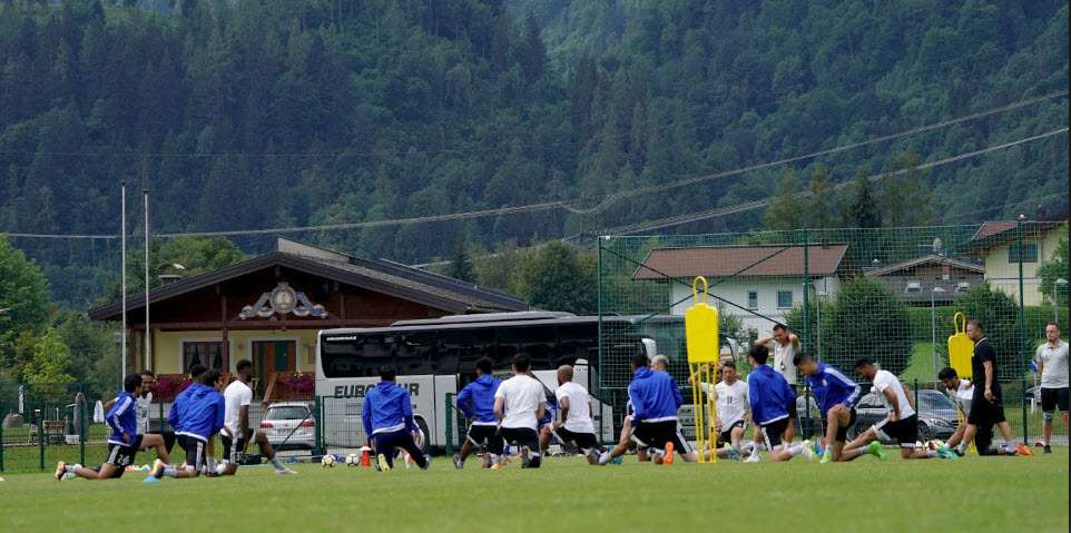 جانب من تدريبات الوحدة