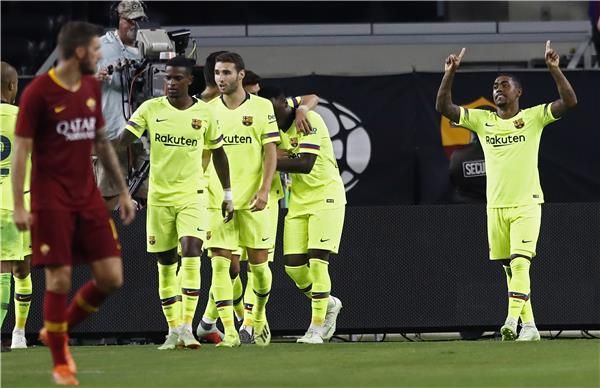لاعبو برشلونة