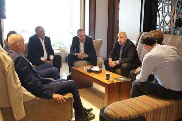 من استقبال البعثة