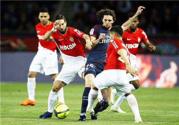 مواجهة سابقة بين الفريقين