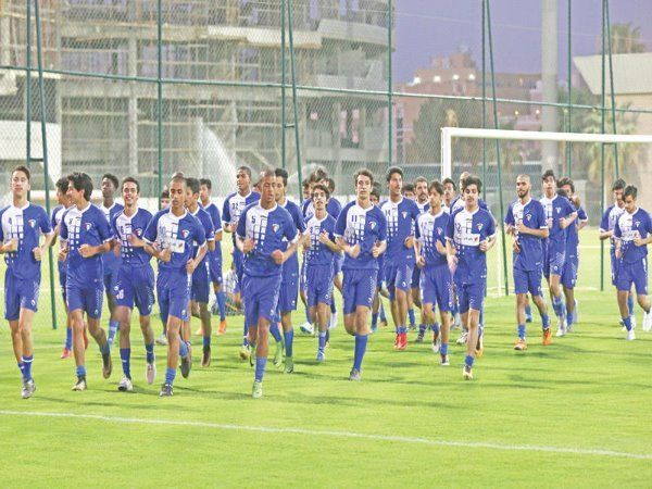 لاعبو منتخب الكويت للشباب