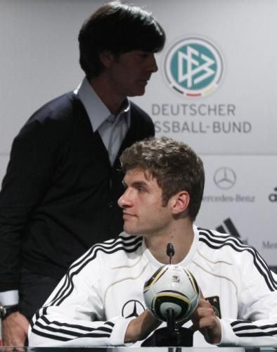 2010-06-30t124249z_01_ina113_rtridsp_3_soccer-world_reuters