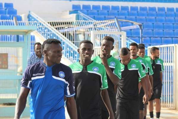 لاعبو الهلال