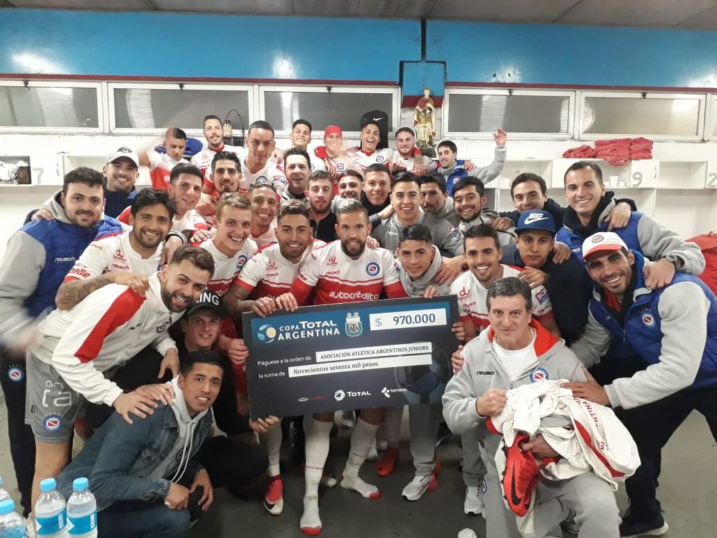 أرخنتينوس جونيورس