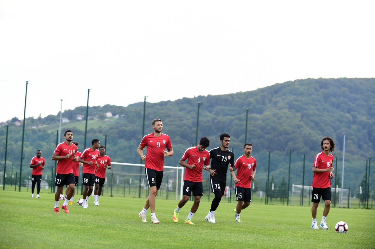 لاعبو العين 