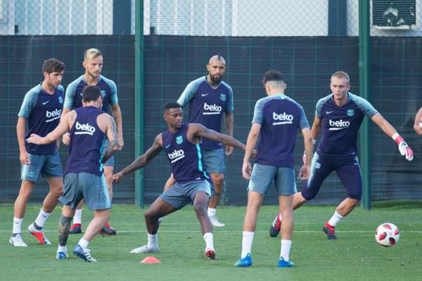 من مران برشلونة