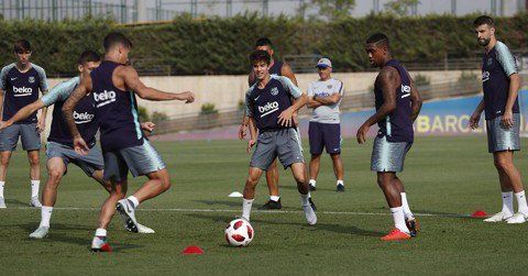 جانب من تدريبات برشلونة