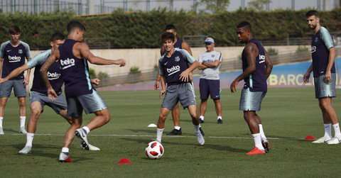 جانب من تدريبات برشلونة